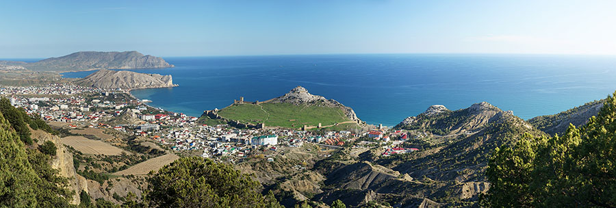 Вид на Судак Отдых в городе Судак Крым Россия